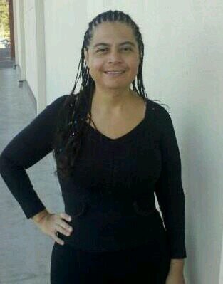 Soy Alegre, Positiva y Servicial me encanta mi trabajo y amo a Jesus mi Dios y mi Familia