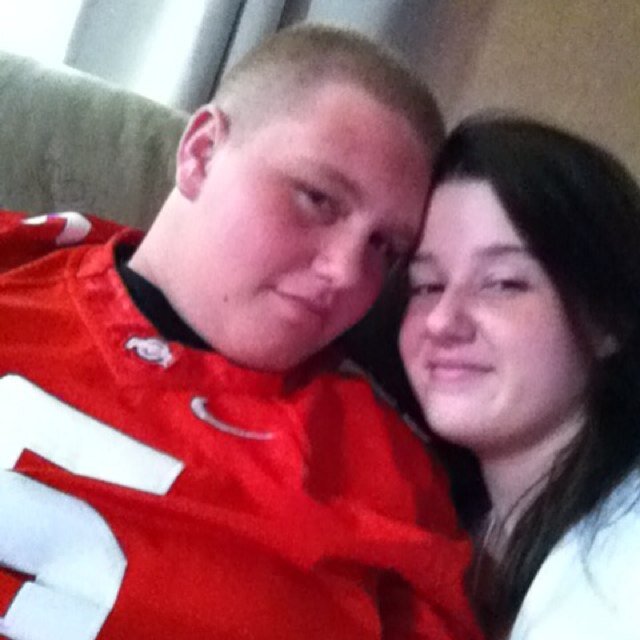 Lynz_2015's profile picture. Lynzie Denise  Senior  Taken  Follow me!