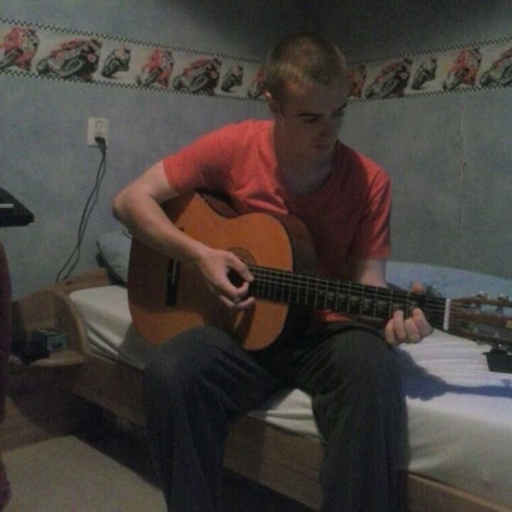 like to play guitar and piano.