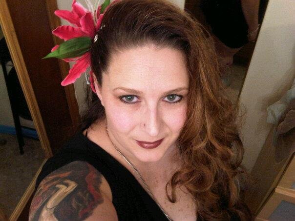I love food, tattoos, tv and my family
