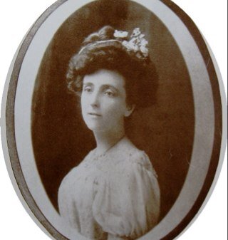 L.M. Montgomery 🍁さんのプロフィール画像