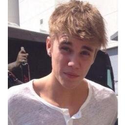 Christiɑn Francisco Ordɑz Garcíɑ. ♥
Justin Drew Bieber Mɑllette. ♥
Miley Cyrus, Demi Lovato.3