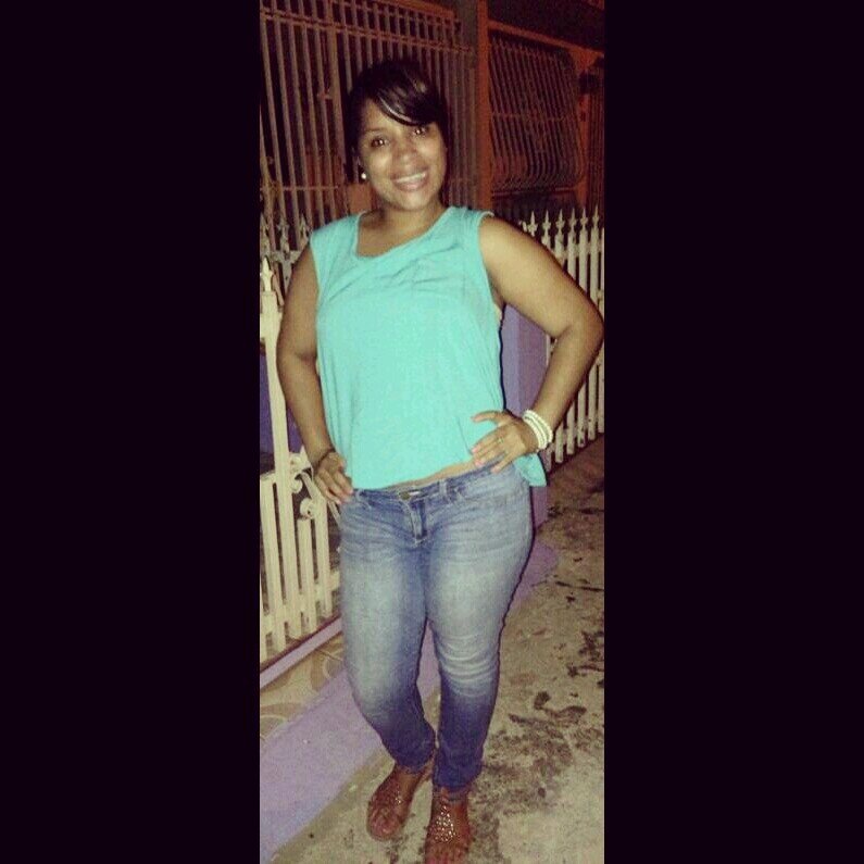 mirnaliz28's profile picture. 