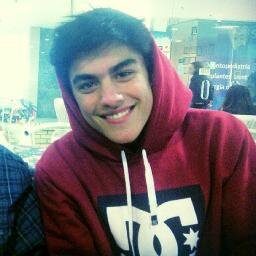 ( . Y . ) PEITOS ♥