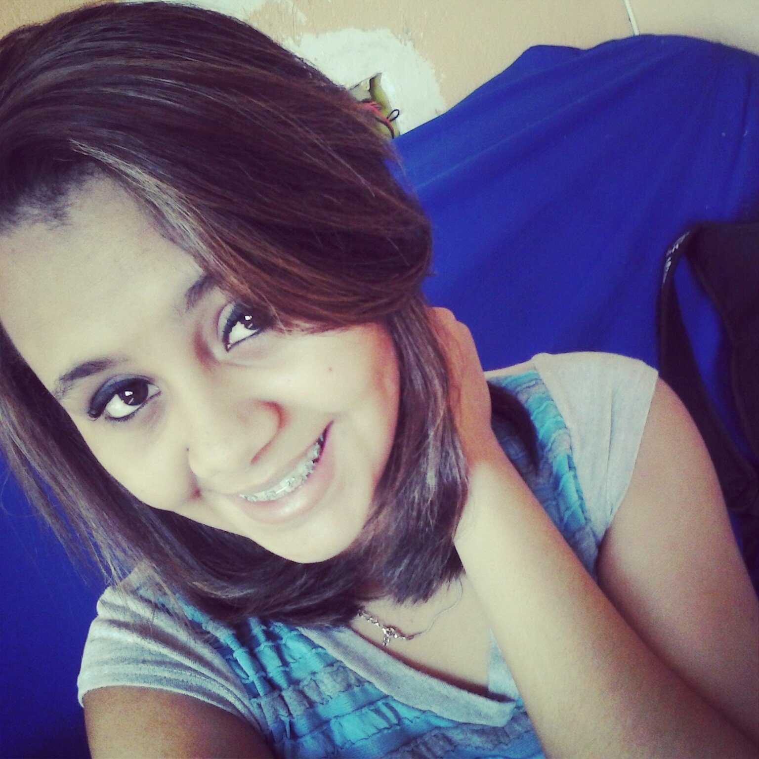 ' É preciso amar , as pessoas como se não ouvese amanhã , Porque se voce parar , Pra pensar .. Na verdade nao ah