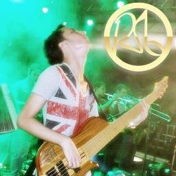 Baixista, diretor musical e compositor, Faço parte do Forró da Rapaziada, curso C&T na UFERSA, E sou MUITO GRATO A DEUS pela VIDA!