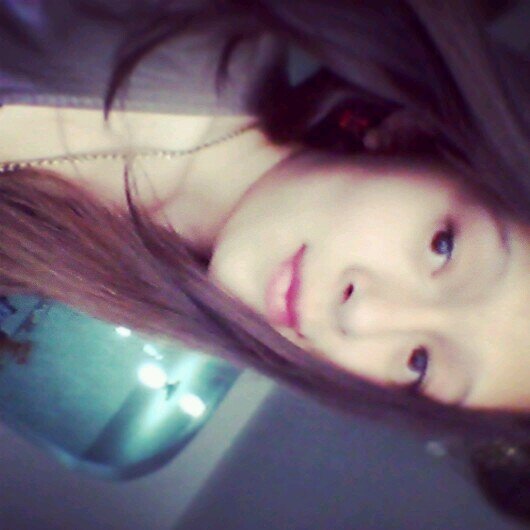 Lauraparv's profile picture. http://t.co/ioHAy6Ki5m