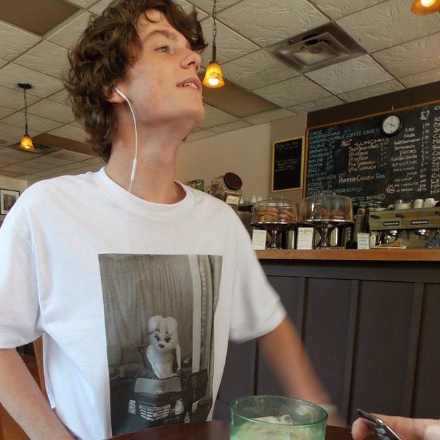 Throne_Kid's profile picture. 