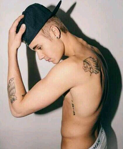 free follow :) please follow @bieberlife3194