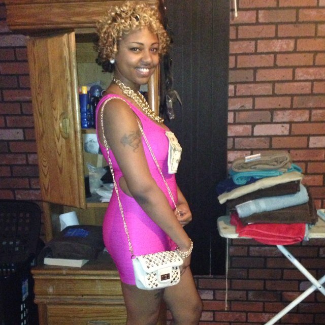 PRETTYGIRLSRUNNINGSHIT