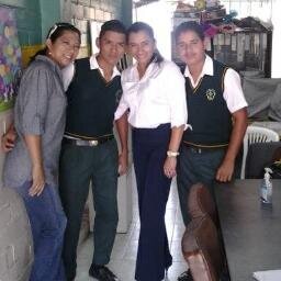 Te amare toda mi vida caada segundo que pasa estoy peor pero haci es la vida