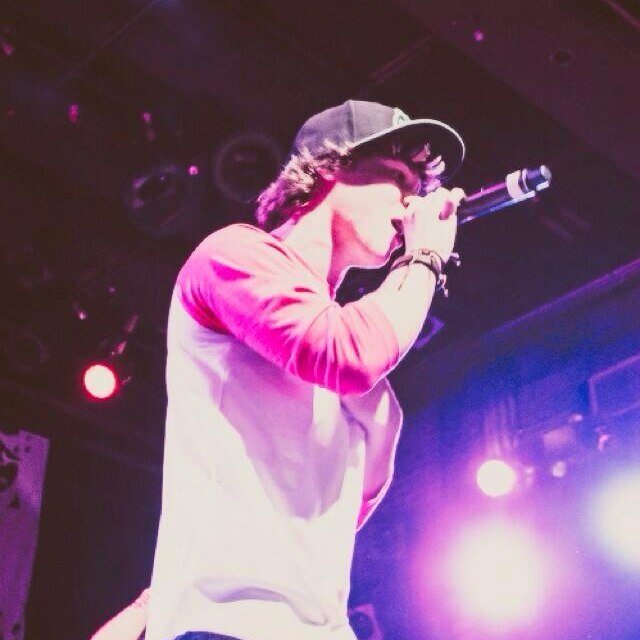 I love Emblem3 and i will be keatons Kitty follow me on my other account @Emblem3AfterHrs account i will follow back on that account.