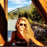 Ashley Quick (@realashleyquick) Twitter profile photo