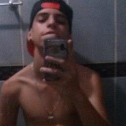 Kiss me Now