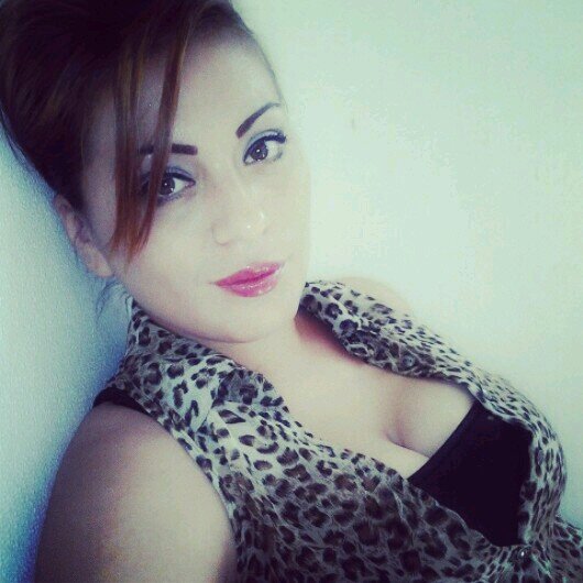 age:25 sign:capricorn status:single code:avoid the drama&pour some liquor n my cup!