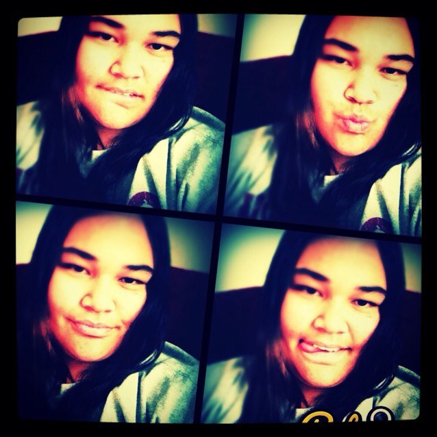 Loves sports, food and everything else ^_^