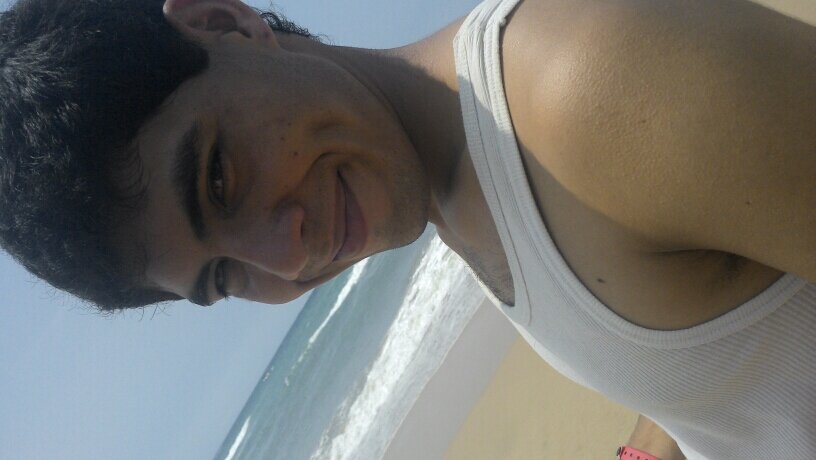 carlos79346087's profile picture. 