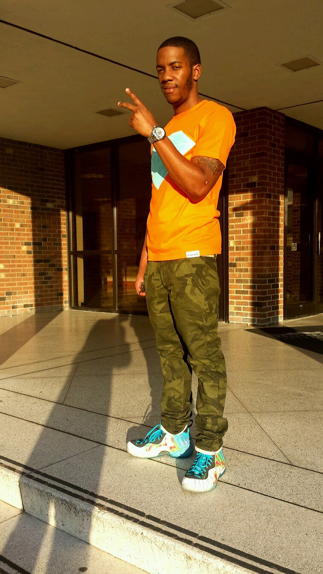 The Bullshit you talking doesn't come to my knee, I'm like a linebacker DON'T RUN IT BY ME!!!! #BoatsNHoes