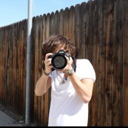 i just gave you a free follow, now go follow @nialiwbu please, ily all x