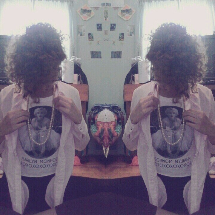 follow me on insta @haelaj.... k dassit #staycute