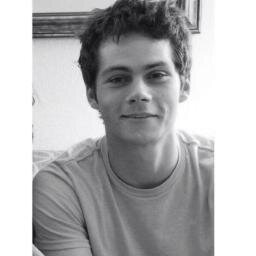 free follow!! ~ follow me on @dylanshotdog . ♡