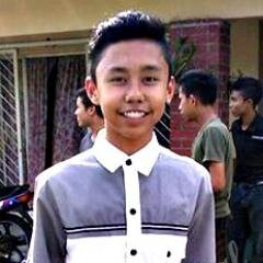Hye!! My name Danial,,Dok perak klau de mse follow la..U follow i -i follow u blik..Taken 100% by @mizah_zaty Jgn nk ambik dye,,ak syg dye taw..btw thank follow