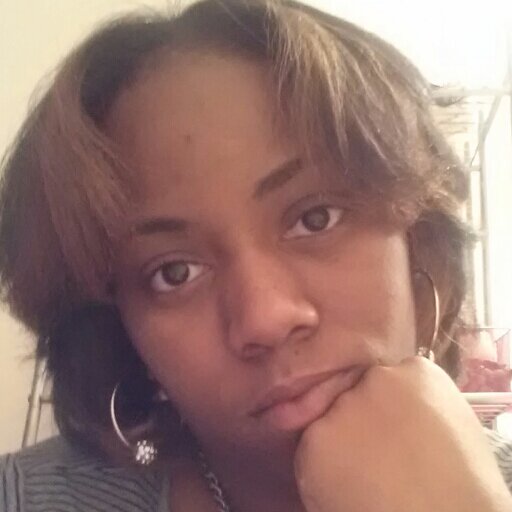 Sika than ya Average. dont watch me watch tv! 
im a first class ladi, ur a second rate hoe. ya dig.
#detroit #teamfollowback #teamleo #teamidgaf any questions?
