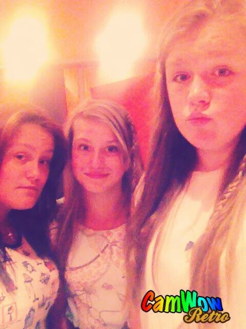 I love @josh stimpson and bam 5sos and the vamps If you follow me i will promsie i will follow you back and @bethlouishoran