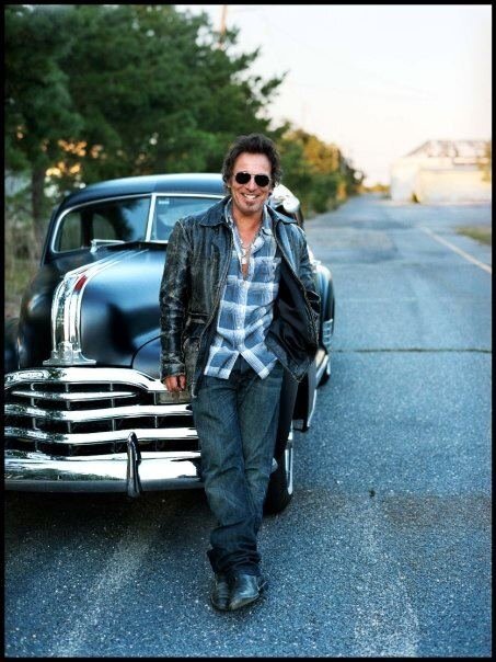 love sport ,Bruce Springsteen,reading and watching tv big NFL fan