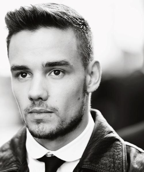 You got a free follow, please follow my account @Chillinglirry