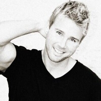 Aaron Hill twitter Aaron Hill twitter