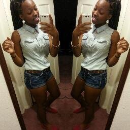 Yeaaa thats my nigga im Keondrey OleeLady♡