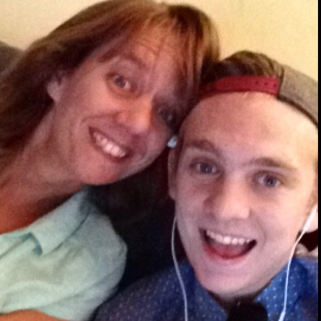 JamesTong2's profile picture. 