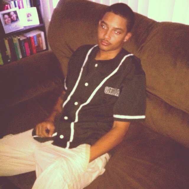 _dwavy Profile Picture