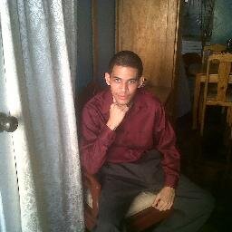 soy una persona agradable que me gusta compartir con gente alegre y también me dedico al trabajo,estudios y mi religión es ser cristiano pentecostal.