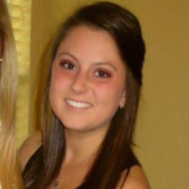University of Illinois Urbana-Champaign | College of Liberal Arts and Sciences | Business Communication | Italian | Delta Zeta Sorority Social Event Coordinator