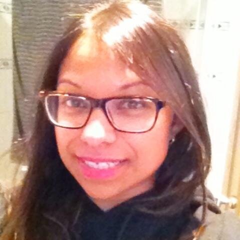 Marketing professional. Loves fashion, music, theatre and the arts in general. Has a penchant for all things healthy.