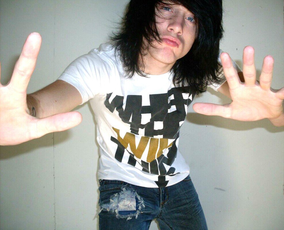 I'm Jd Dunlap! I like to party! I work in the music scene! Love every one of you guys!