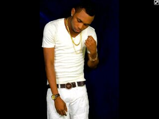 Iam jeff jackson aka~jeff jack lyric$!am a rapper cum rnb &pop singer!luv muzic nd luv being in studio•i ♥ muzic! “All eye on me co$ am d next de$tined”™