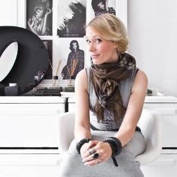 Paulina Arcklin Photography + Styling. 
It's not just a picture!