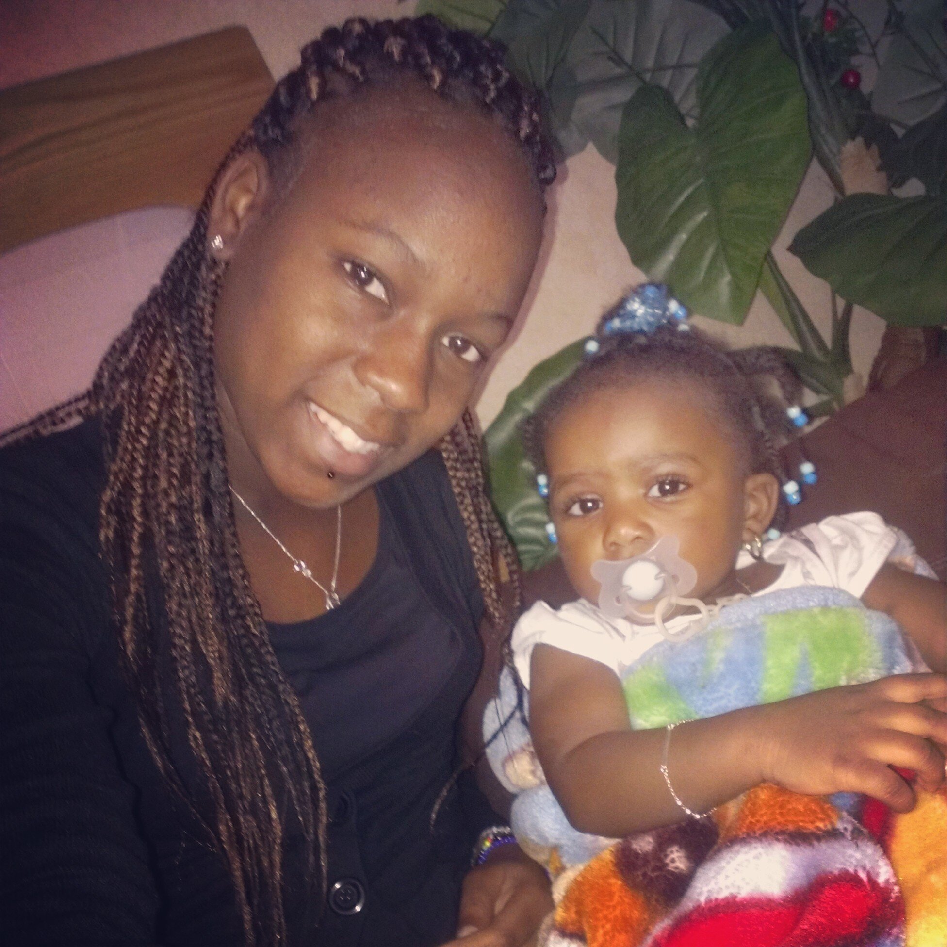 Iselande2's profile picture. 