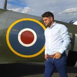 @IACFly Private Aviation Specialist, #Inspire #PrivateJets - married to a beauty & have the best 2 kids in the world! Love #Golf nearly as much as I love #Footy