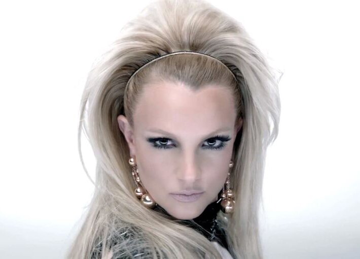 Brit fan! ALL EYES ON ME WORK BITCH