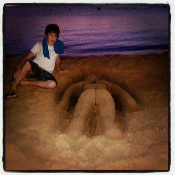Fer_valdez  ---   (instagram)     S.Y.T.S // http://t.co/hiEFOFAI7L  ASK