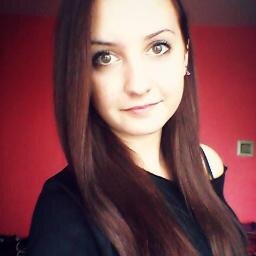 I'm Czech Belieber. 
I love Justin Bieber, The Pretty Reckless, Lana Del Rey, Pretty Little Liars and Gossip Girl.
If you follow me, I'll follow you back.:)