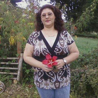 Profile Picture of Shannon Hazel Hicks` (@shannonhicks76) on Twitter
