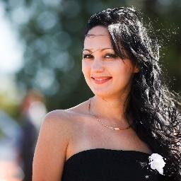 Пусть бегут неуклюжи... Неуклюжа - это я.