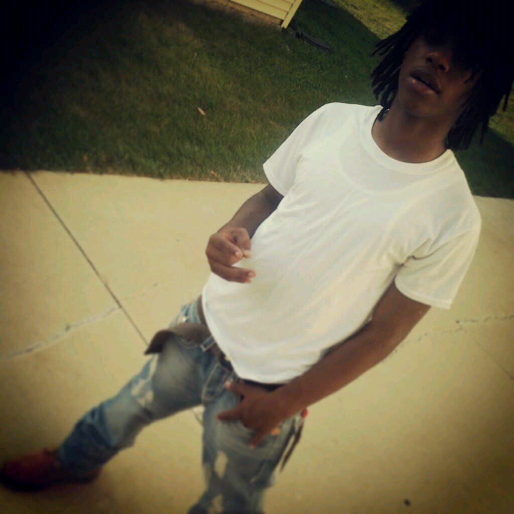 Fuck A Bio Follow Me.... I Follow Back