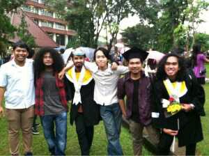 -Psychology Advisor, @sonaprbdy -Philosophy, Agung Setiawan -Sound and Event, @bayufajri -Art, Arswandaru Cahyo -Creative, @ghulamnayazri -IT, @PurnomoYasin
