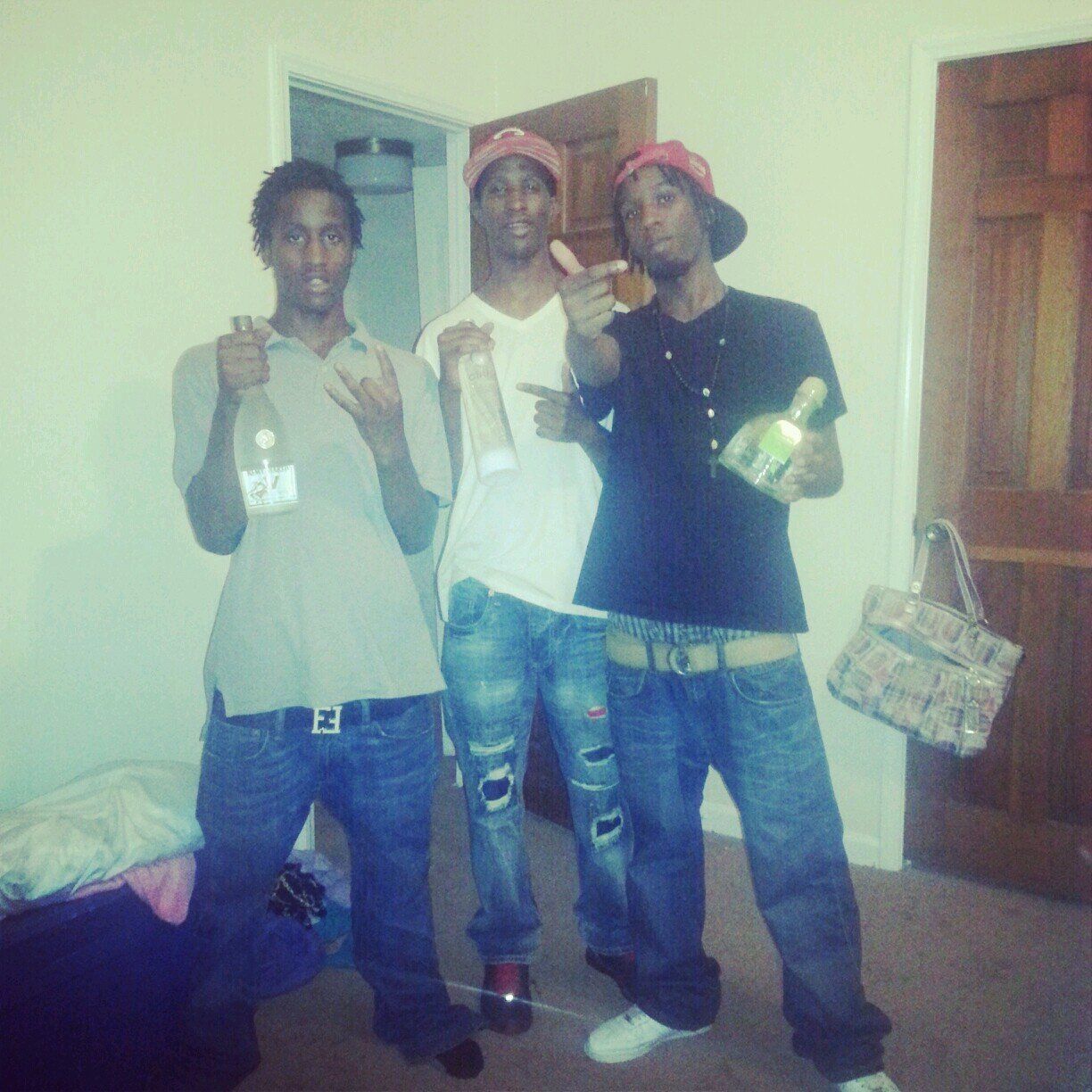 I fuck wit mfz who about gettin money